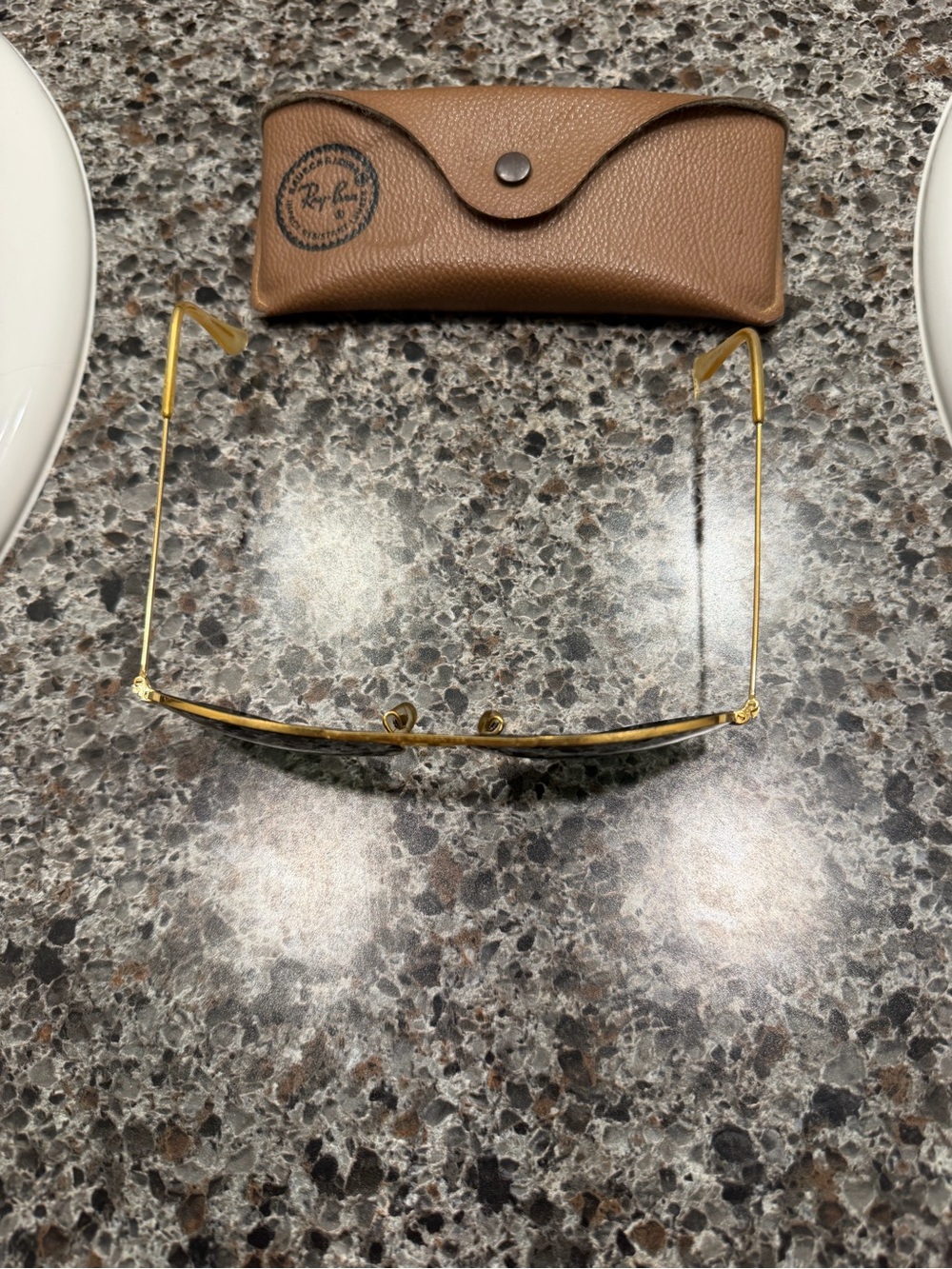 Vintage Ray-Ban Classic Aviator Sunglasses in Gold - Picture 2 of 6